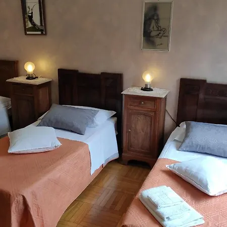 Bed&Breakfast CENTRALE Bologna Exterior foto
