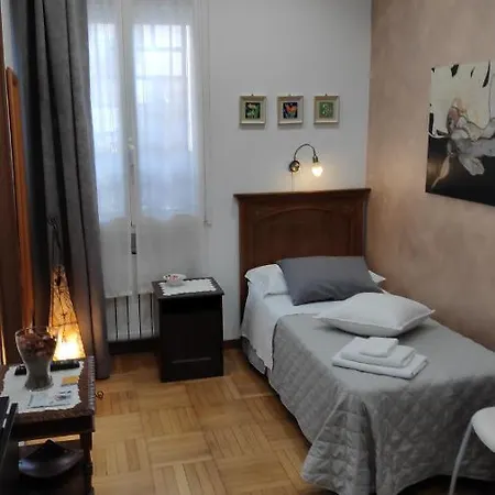 Bed&Breakfast CENTRALE Bologna Exterior foto