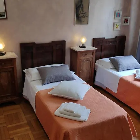 Bed&Breakfast CENTRALE Bologna Exterior foto